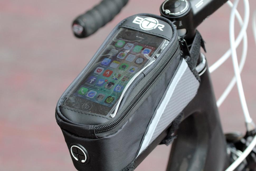 Review BTR Water Resistant Frame Bike Bag And Mobile Phone Holder road.cc